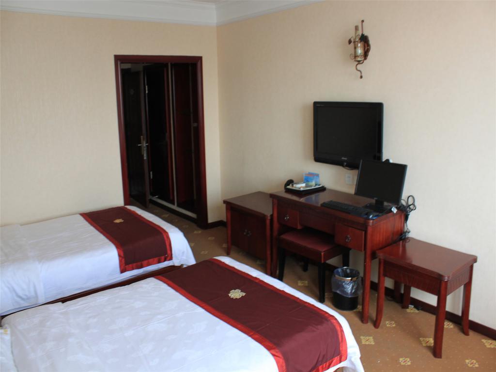 Baotou West Lake Hotel Номер фото
