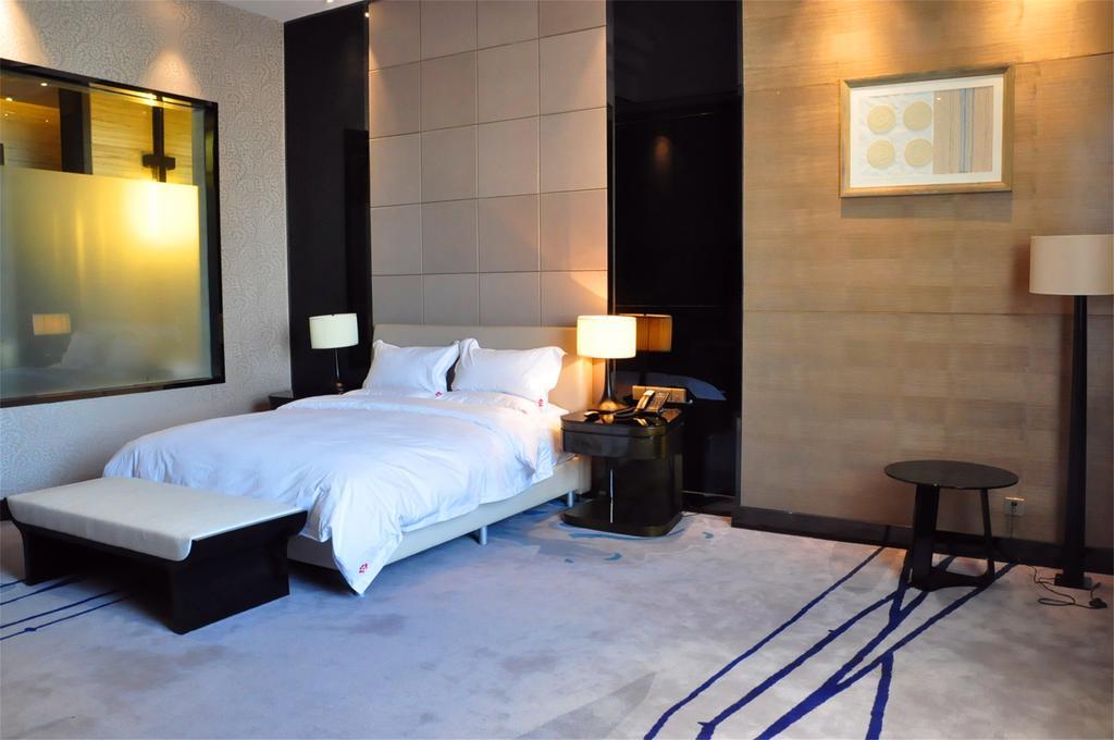 Baotou West Lake Hotel Экстерьер фото