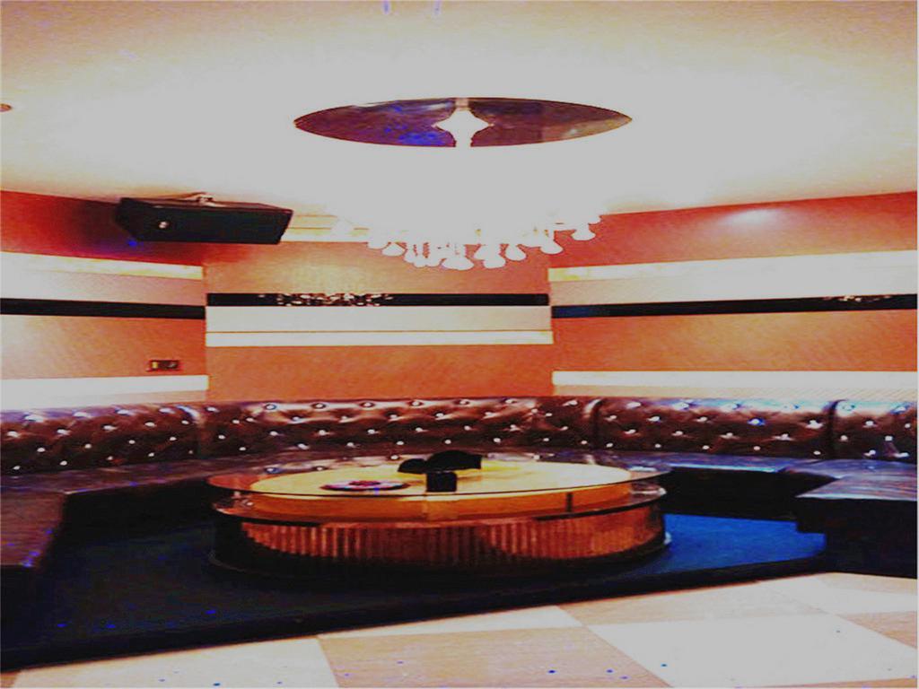 Baotou West Lake Hotel Экстерьер фото